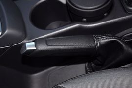 2012款福特福克斯两厢1.6L手动舒适型