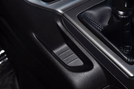 2012款福特福克斯两厢1.6L手动舒适型