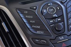 2012款福特福克斯两厢1.6L手动舒适型
