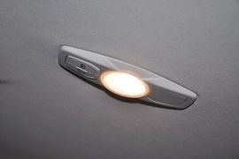 2012款福特福克斯三厢1.6L手动舒适型