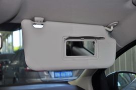 2012款福特福克斯三厢1.6L手动舒适型