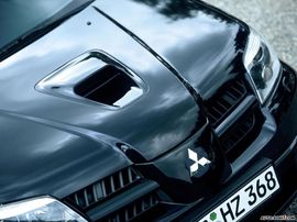 2004款三菱Outlander