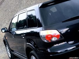 2004款三菱Outlander