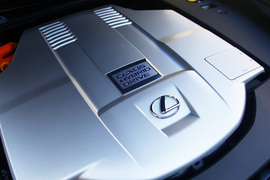 试驾2013款雷克萨斯LS