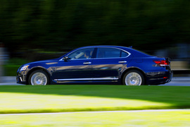 试驾2013款雷克萨斯LS