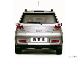 2005款三菱