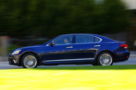 试驾2013款雷克萨斯LS