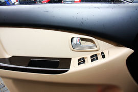 长安欧诺1.5L精英型试驾实拍