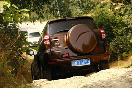 2011款丰田RAV4