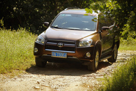 2011款丰田RAV4