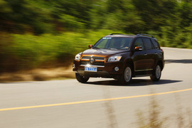 2011款丰田RAV4