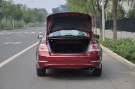 2013款广汽本田雅阁2.4L