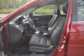 2013款广汽本田雅阁2.4L