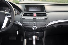 2013款广汽本田雅阁2.4L