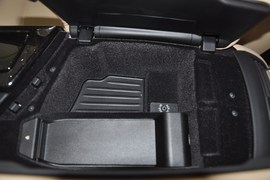 2012款宝马530i领先型旅行版到店实拍