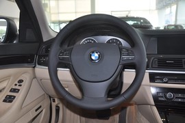 2012款宝马530i领先型旅行版到店实拍