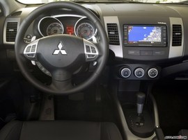 2007款三菱Outlander