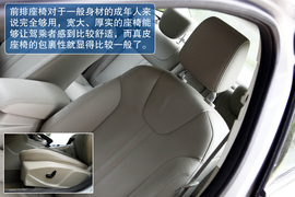 测试2012款新福克斯三厢2.0自动挡