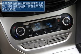 测试2012款新福克斯三厢2.0自动挡