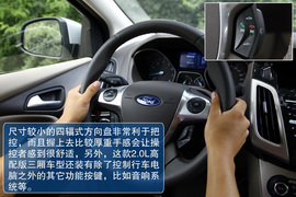 测试2012款新福克斯三厢2.0自动挡