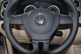 2012款大众途观1.8TSI两驱手动进享版到店实拍