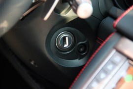 2012款法拉利California30到店实拍