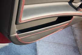 2012款法拉利California30到店实拍