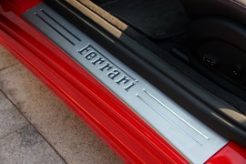 2012款法拉利California30到店实拍