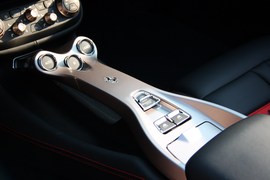 2012款法拉利California30到店实拍