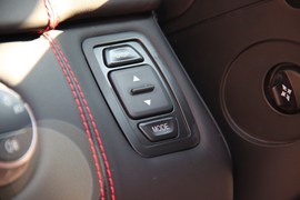 2012款法拉利California30到店实拍