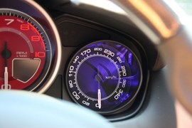 2012款法拉利California30到店实拍