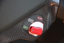 2012款法拉利California30到店实拍