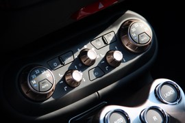 2012款法拉利California30到店实拍