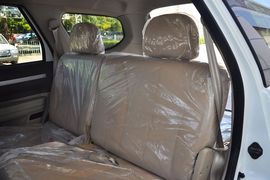 2012款中兴无限2.4L豪华型到店实拍