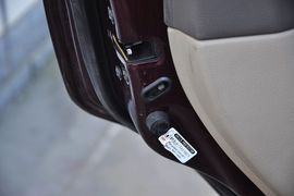 2012款中兴无限2.4L舒适型