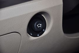 2012款中兴无限2.4L舒适型