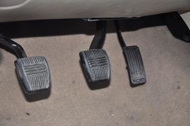 2012款中兴无限2.4L舒适型