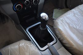 2012款中兴无限2.4L舒适型