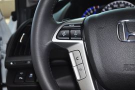 2013款广汽本田奥德赛2.4L运动版