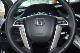 2013款广汽本田奥德赛2.4L运动版