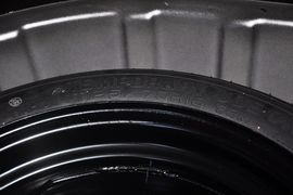 2012款三菱翼神1.8L