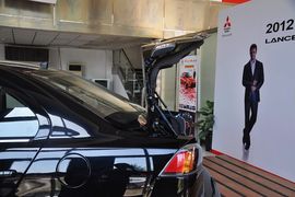 2012款三菱翼神1.8L