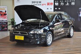 2012款三菱翼神1.8L