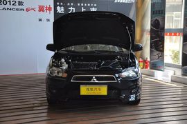 2012款三菱翼神1.8L