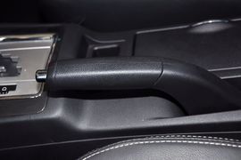 2012款三菱翼神1.8L