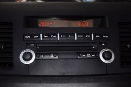 2012款三菱翼神1.8L