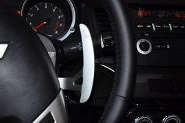 2012款三菱翼神1.8L