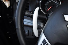 2012款三菱翼神1.8L