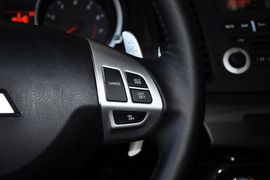 2012款三菱翼神1.8L