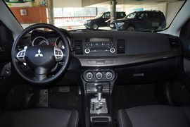 2012款三菱翼神1.8L